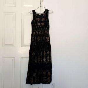 Lapogee Black & Gold Maxi Dress. Sz Medium